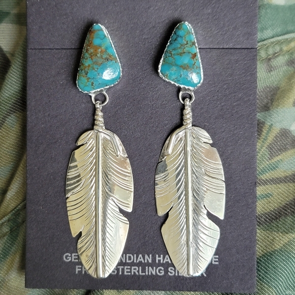 Signed NAVAJO BEN BEGAYE Turquoise Sterling Feather Earrings - Picture 6 of 11